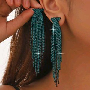 Elegant Drop Tassel Crystal Earrings.
